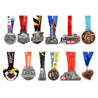 U-meking Médailles personnalisées Médaille de sport Course d'or Alliage de zinc vierge Métal personnalisé Prix 3D Marathon en cours d'exécution avec ruban pour le sport