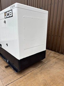 เครื่องกำเนิดไฟฟ้าดีเซล JCB G27QS แบบโครงเปิด สตาร์ทอัตโนมัติ 50/60 Hz AC เฟสเดียว สำหรับงานก่อสร้าง - Product Image 3