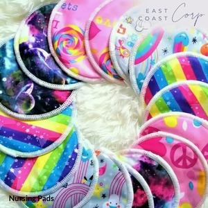 Coussinets d'allaitement réutilisables en bambou-Essentiels d'allaitement lavables. Paquets de 1 à 10 paires à motifs doux écologiques - Product Image 1