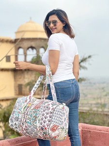 Manufacturer and Wholesaler Customized <b>Quilted</b> Duffle Bag Floral Weekender with Embroidery Fashion Style Canvas Zipper Closure - Product Image 2