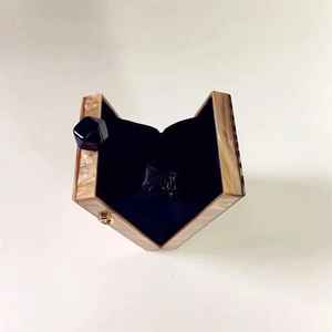 Achetez un sac en résine de luxe pour femme, fait à la main, avec des perles, plaqué or, avec un charme papillon solide, ensemble complet pour le mariage des femmes - Product Image 6