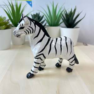 YEEYAYA scultura in legno fatta a mano statua Zebra e figurine di animali selvatici Zoo di bambù e artigianato in legno per la decorazione della casa - Product Image 3