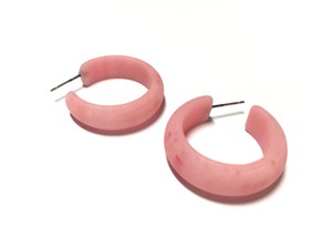 Nouvelles Boucles d'Oreilles Créoles en Résine Acrylique Rose Faites à la Main pour Femme, Bijoux Tendance et de Caractère, Idéales pour Anniversaire et Soirée - Product Image 4