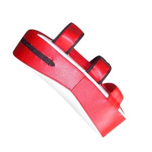 แผ่นหนังมวยไทยสำหรับต่อยมวยทุกสีแผ่นหนังใช้เตะโล่ออกแบบได้ตามที่ต้องการ - Product Image 5