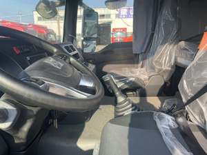 सियोनट्रक केबिन चेसिस ट्रक कार्गो ट्रक 10 टन फास्ट ऑटोमैटिक एयर सस्पेंशन फुल साइज 6x4 ट्रक मैनुअल यूरो 5 - Product Image 6