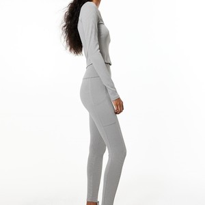 Legging pour femmes à bas prix imprimé de logo personnalisé Sublimation Legging nouveau design pas cher prix à la traîne pour les femmes - Product Image 2