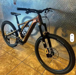 Bicicleta de Montaña Eléctrica SuperB 2024 Special Turbo de Fibra de Carbono con Motor en el Buje Trasero, Batería Integrada de 48v y Frenos de Disco - Product Image 3