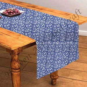 Vente chaude Indien Floral Main Bloc Imprimé Coton Chemins De Table Pour Les Événements De Mariage Et Décor À La Maison Cadeaux En Plein Air Pour Le Mariage - Product Image 1