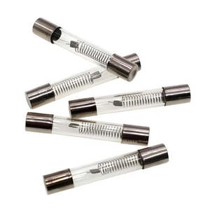 Fusible pour four à micro-ondes haute tension XP5KV07A 5kV 0,7A (700mA) en verre, lot de 5 pour usage domestique - Product Image 1