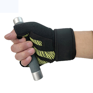 Venta al por mayor logotipo personalizado medio dedo guantes de gimnasio de neopreno transpirable levantamiento de pesas guantes de entrenamiento físico para hombres mujeres ajustable - Product Image 4