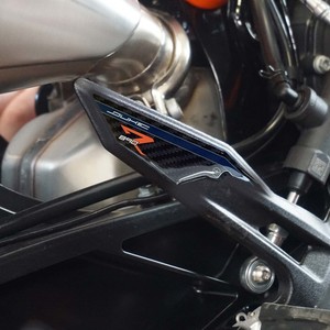 Adesivi in Resina 3D su Misura per KTM 890 Duke R 2022-23, Decorazioni per Soglie Porta, Accessori per Moto - Product Image 1