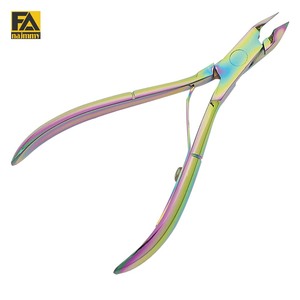 Pinces à ongles pour cuticules Instruments de soins de beauté Revêtement multiple couleur Ressort unique Produit de qualité supérieure meilleur en vente - Product Image 1