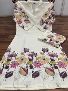 Precioso aspecto elegante Khadi algodón con impresión digital Co-Ord conjunto mujer fabricante de moda - Product Image 6