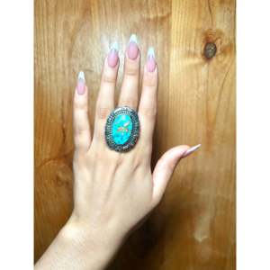แหวนทำมือสไตล์โบโฮประดับเทอร์ควอยซ์โรยสตันและเงินสเตอร์ลิง งานฝีมือชาวนาวาโฮ เครื่องประดับอัญมณีสำหรับใส่ทุกวัน ไซส์ 8.5 - Product Image 5