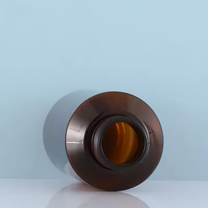 Botella con Bomba Personalizada de 200ml 260ml 300ml 400ml 500ml para Lociones de Cuidado de la Piel, Color Ámbar Verde, Plástico, Certificación ISO 9001, Pavico - Product Image 4