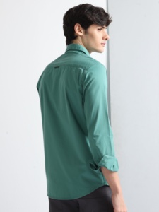 เสื้อยืดแขนสั้นผู้ชายลายทางลำลองสำหรับฤดูร้อน คอวี ทรงเข้ารูป ผ้าป๊อปลิน ระบายอากาศได้ดี ไม่เป็นขุย - Product Image 2