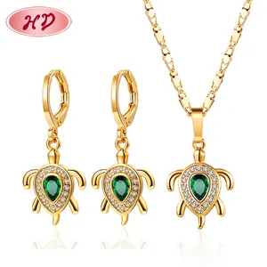 Perhiasan HD Penjualan Laris Desain Spesial Set Liontin Kalung Hewan Kura-kura Kura-kura Berkilau dengan Perhiasan Mode Berlapis AAA CZ 18K