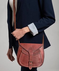 Bolso cruzado bohemio de cuero de grano completo de costa baja, bolso de mano para mujer, bolso elegante para eventos - Product Image 4