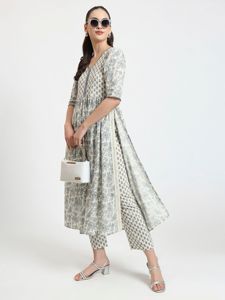 Kurta en coton imprimé fleuri pour femmes avec pantalon ensemble demi-manches col en V pour filles vêtements de fête gris blanc pour les saisons d'été et d'hiver - Product Image 2