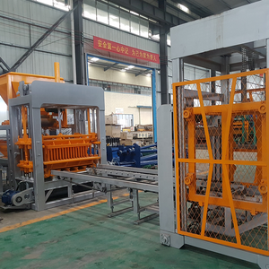 Máquina automática <span class=keywords><strong>de</strong></span> bloques prefabricados y huecos <span class=keywords><strong>para</strong></span> <span class=keywords><strong>hacer</strong></span> ladrillos <span class=keywords><strong>de</strong></span> hormigón <span class=keywords><strong>de</strong></span> arcilla <span class=keywords><strong>de</strong></span> <span class=keywords><strong>cemento</strong></span> con <span class=keywords><strong>baldosas</strong></span> <span class=keywords><strong>de</strong></span> ladrillo y moldes - Product Image 1