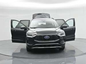 Ford Escape Hybrid ST-Line FWD 2024 d'occasion - Product Image 4