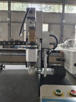 Machine de découpe automatique à couteau oscillant numérique YINENGTECH pour pré-imprégné en fibre de carbone et film PVA, découpeuse à plat avec moteur