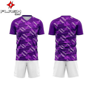 Maillot de football en polyester léger et respirant personnalisé, design par sublimation pour équipes et joueurs, chemises pour football - Product Image 6