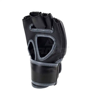 Gants MMA personnalisés pour l'entraînement d'arts martiaux et le fitness Gants MMA rembourrés avec ajustement sûr et mouvement flexible - Product Image 3