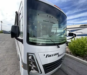 Autocaravanas y Remolques de Viaje T-h-o-r F-r-e-e-d-o-m Traveler A32 Usados y Económicos, Modelos 2024, 2025 y 2023 - Product Image 2