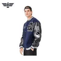 Blouson universitaire bleu marine pour homme avec manches en PU, patchs brodés, coupe-vent style urbain, doublure en laine chauffante, col montant, coupe classique