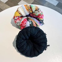 Gorros de Jacquard Sólido 100% Acrílico de Alta Calidad 2026 con Bordados de Lazos y Patrones de Camuflaje para Deportes de Invierno y Viajes al Aire Libre