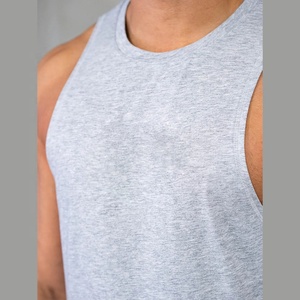 Camiseta sin Mangas Deportiva de Diseño al por Mayor, Corte Regular, Estampado Liso con Logotipo, Cuello Redondo, Dobladillo Curvo, Algodón y Elastano para Hombre - Product Image 2