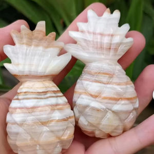 สับปะรดแกะสลักด้วยมือจากหินออนิกซ์ธรรมชาติ ของตกแต่งบ้านที่มีเอกลักษณ์ ของขวัญอัญมณีบำบัด - Product Image 1