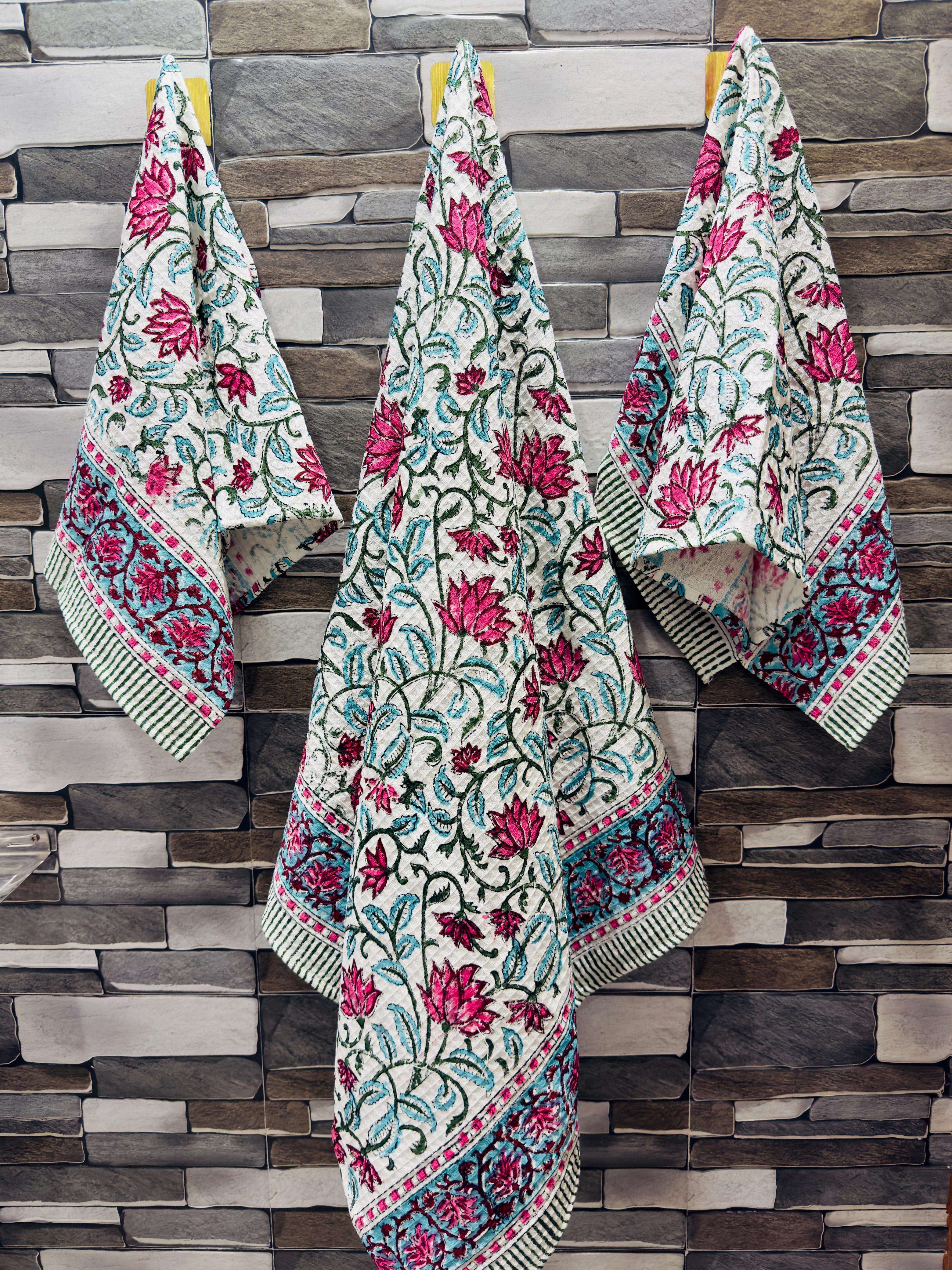 เช่นเดียวกับภาพ