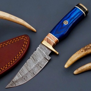 Couteau à lame fixe en acier Damas personnalisé, manche en bois Pakka rouge, couteau de chasse Bowie, outil de dépecage pour l'extérieur - Product Image 6