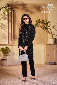 ชุดสายเย็บปักถักร้อยผ้าซาตินผ้าจอร์เจีย - Product Image 3