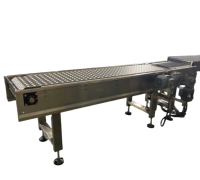 Convoyeur à bande modulaire à rouleaux de qualité alimentaire avec structure en acier inoxydable pour la transformation de la viande et le transport de cartons
