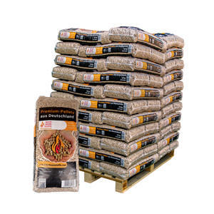 Pellets de madera de biomasa Euro A1 de 15 kg en palet, duraderos, briquetas de 6 mm, hechas de polvo de madera dura de pino y roble, con patrones de barras de madera. - Product Image 4