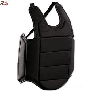 อุปกรณ์ป้องกันร่างกายหน้าอกระบายอากาศได้ดีพร้อมโลโก้ออกแบบได้ตามต้องการอุปกรณ์เพื่อความปลอดภัยในการเล่นกีฬาจากประเทศปากีสถาน - Product Image 2