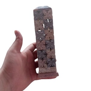 Quemador de incienso tallado de esteatita esencial hecho a mano de nuevo diseño y soporte de palo con forma de torre para artículo de regalo religioso - Product Image 1