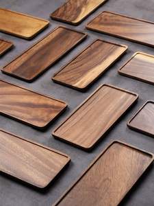 Bandeja para servir comida de madera de nogal redonda marrón rústica personalizada al por mayor, asas decorativas de tamaños pequeños y grandes, bandejas naturales para sarving - Product Image 4