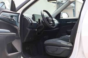Nuevo y Certificado, con Cero Kilometraje, Impecable Kia EV5 Land 530 FWD 2024 Blanco, SUV Eléctrico de Lujo, Listo para Enviar - Product Image 3