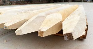 Postes de madera de eucalipto natural 1-2 metros/estacas de madera tratada para uso agrícola - Product Image 3