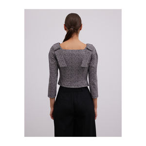 Blusa de Oficina a la Moda con Detalle de Lazo y Estampado, Diseño Elegante de Top Corto - Product Image 2