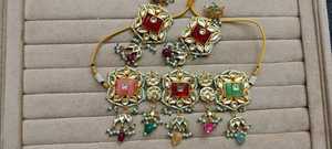 Kundan meena ชุดเครื่องประดับสำหรับผู้หญิงและเด็กผู้หญิงสร้อยคอหลายสีต่างหูสร้อยคอโชกเกอร์ยาวสำหรับงานปาร์ตี้และของขวัญ - Product Image 2