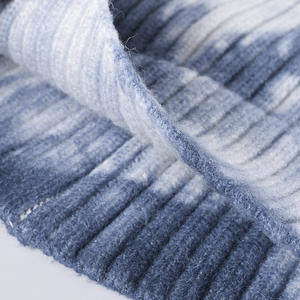 Diseño de bordado de alta calidad, venta al por mayor, gorro de punto de invierno de Jacquard holgado de lujo, gorros con orejas con logotipo personalizado - Product Image 3