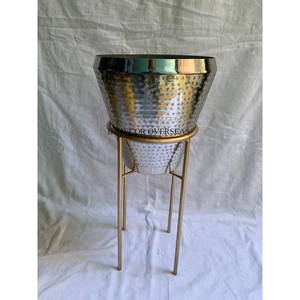 กระถางต้นไม้โลหะทรงกลมสีเงินเงางามพร้อมชุบทองจากอินเดีย - Product Image 6