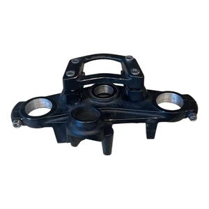 แผ่นยึดโช้คบน Kawasaki ER-6N ปี 2011 ของแท้ สภาพใหม่ หมายเลขอะไหล่ 440390089 - Product Image 3