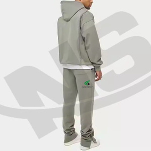 Vente en gros de survêtements pour hommes à quantité minimale de commande basse Ensemble de jogging en deux pièces avec logo personnalisé Vêtements de sport décontractés Vêtements de plein air - Product Image 3
