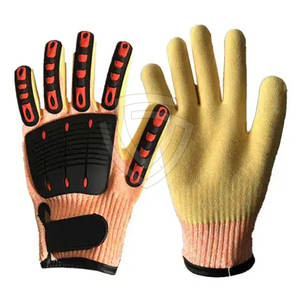 Gants résistants aux coupures de conception unique Gants résistants aux coupures de haute qualité En420 Gants résistants aux coupures en vente de gros à vendre - Product Image 1